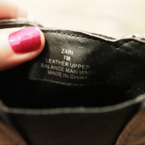 Reba sz 7 Zari leather studded metallic booties - Picture 14 of 15